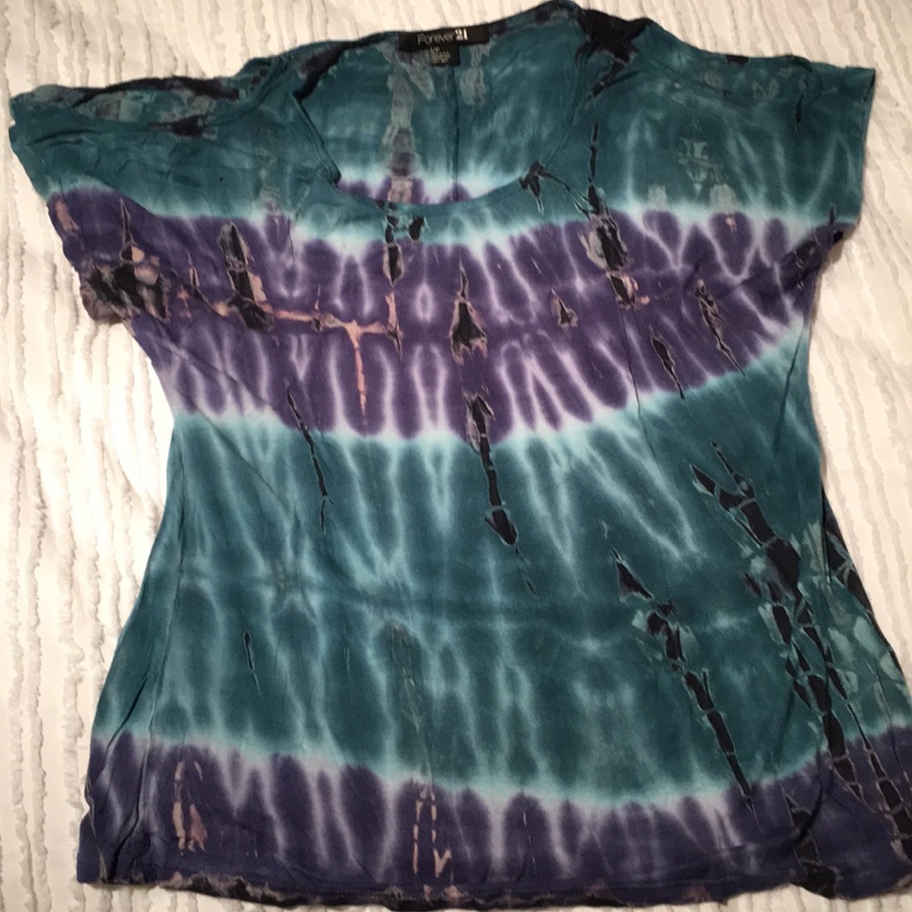 Sale 🎈GUC Tye Dye Cold Shoulder Tee